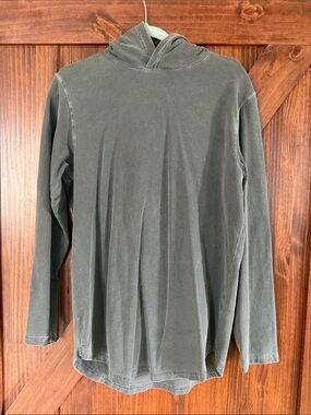 Goodlife Men's Hooded Crewneck Sweater in Gray